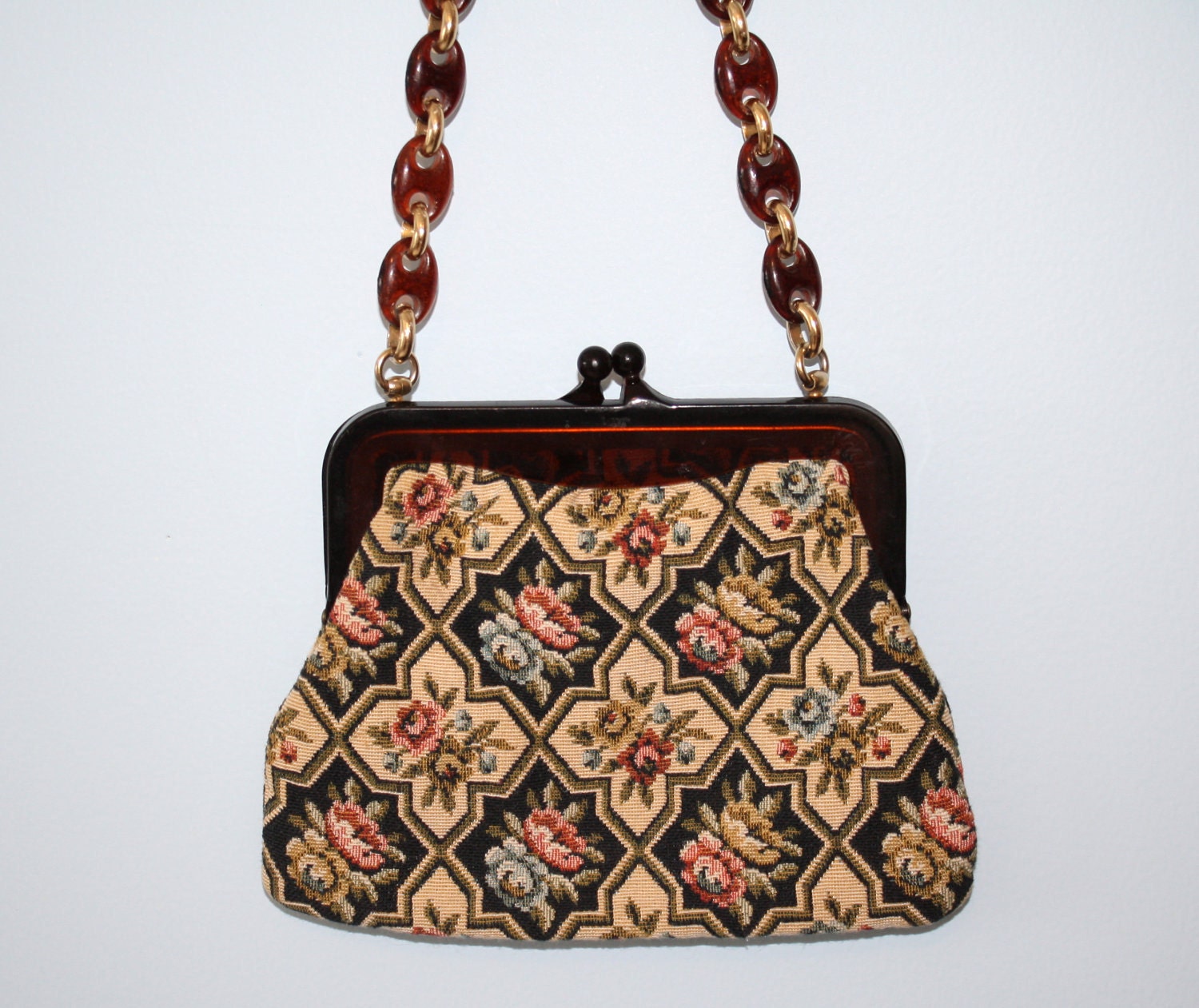 1950s Purse // Vintage TAPESTRY Handbag // Bakelite