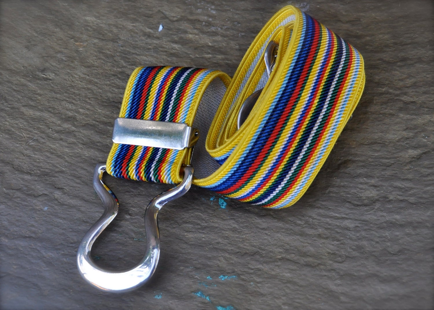 Vintage Stretch Belt / 1970s Elastic Belt / Rainbow Stripe