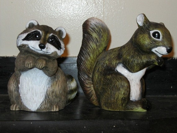 Art Line squirrel raccoon lawn ornaments by JunqueandStuffe