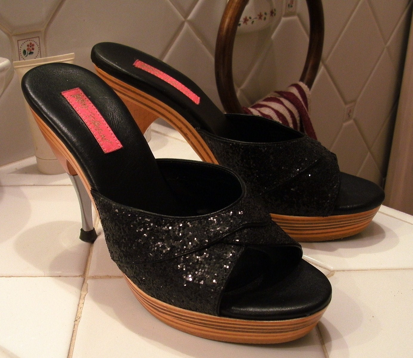 betsey johnson glitter fashion sneakers