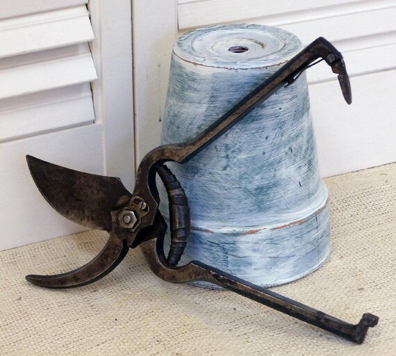 Vintage Italian Pruning Shears