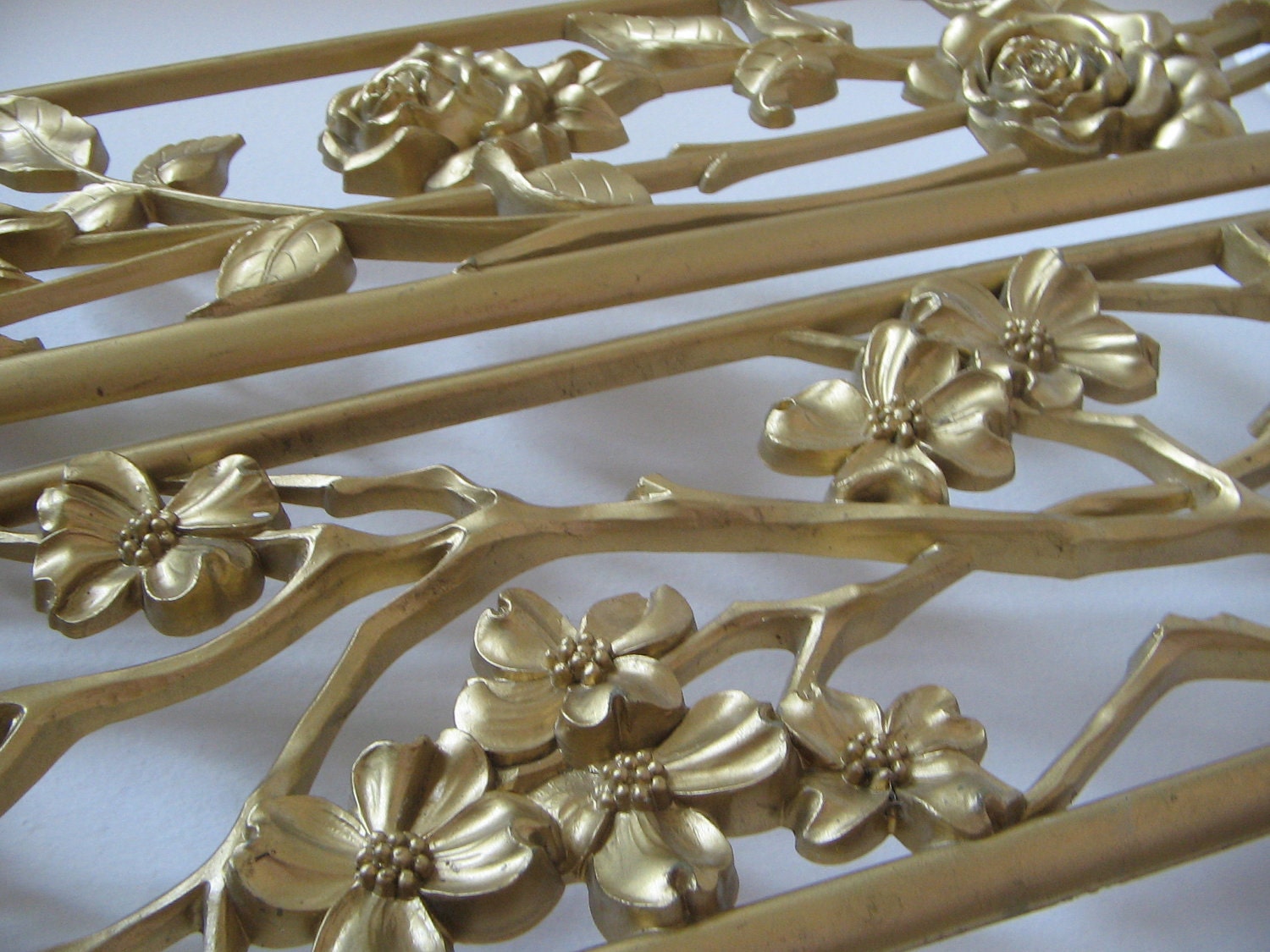Vintage Gold Floral Plaques Wall Art Mid Century Dart