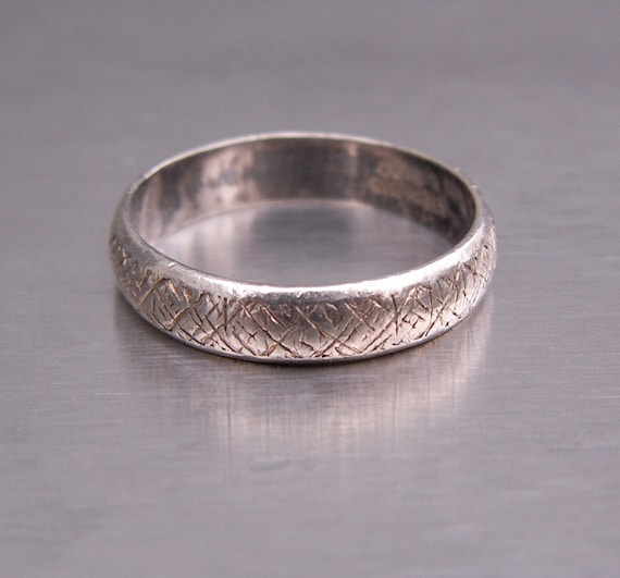 Vintage Ring Sterling Italian LEGI Wedding Band by TheJewelryChain