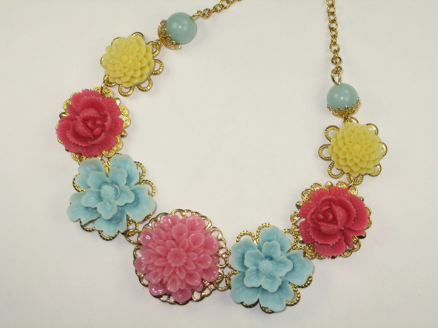 Bella's Garden Flower Necklace Bridesmaids Pink Blue by ElmasBox