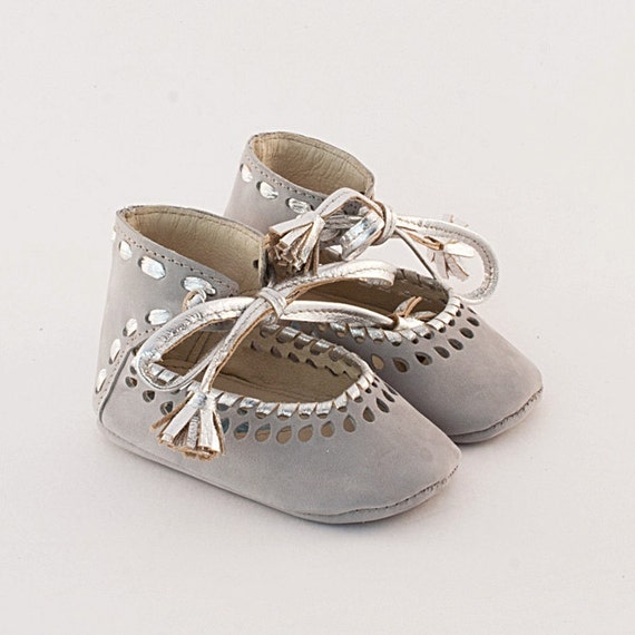 Items similar to Grey leather baby shoes with silver leather braiding ...