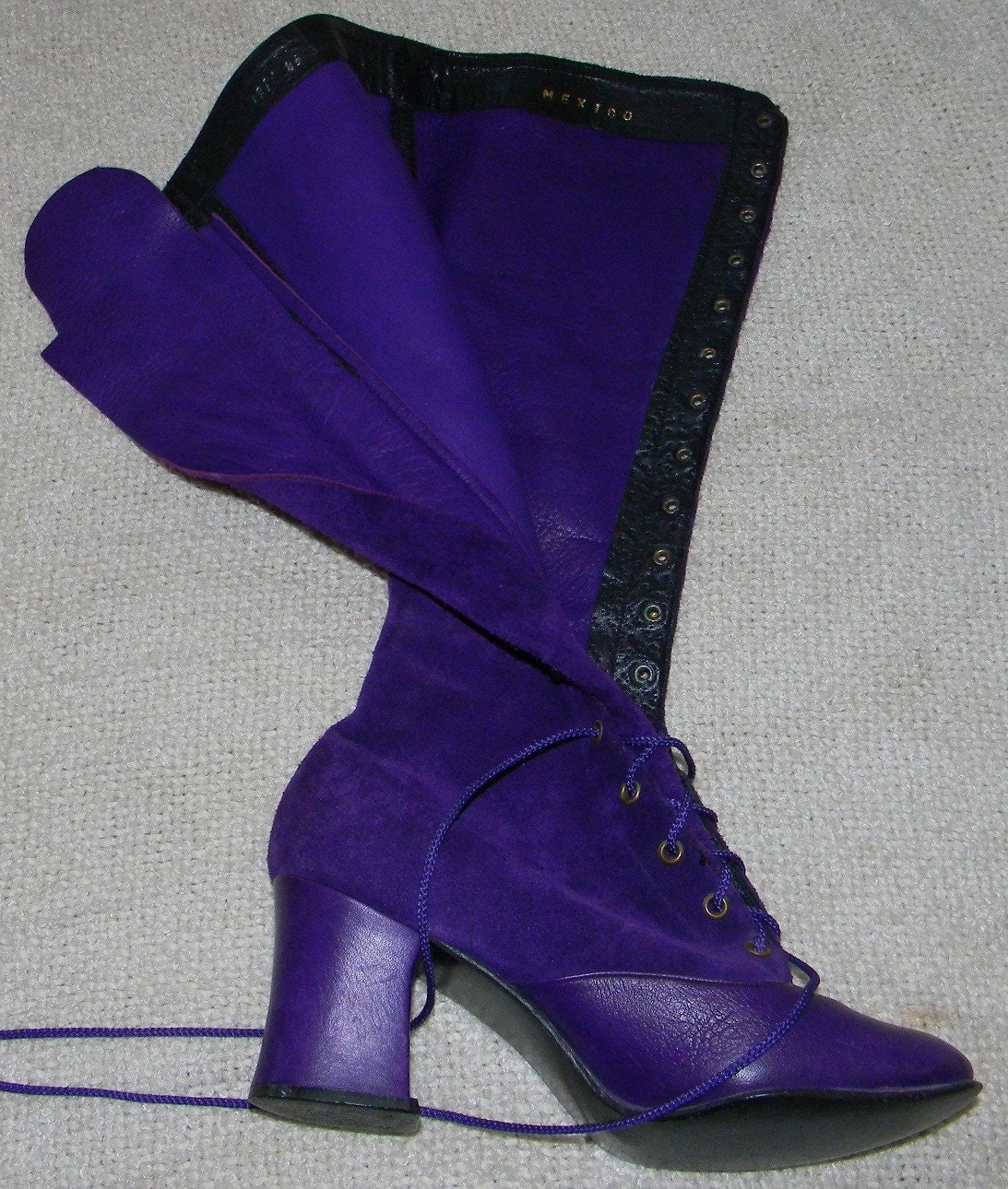 SALE sz 5.5 60s purple suede lace up go go boots