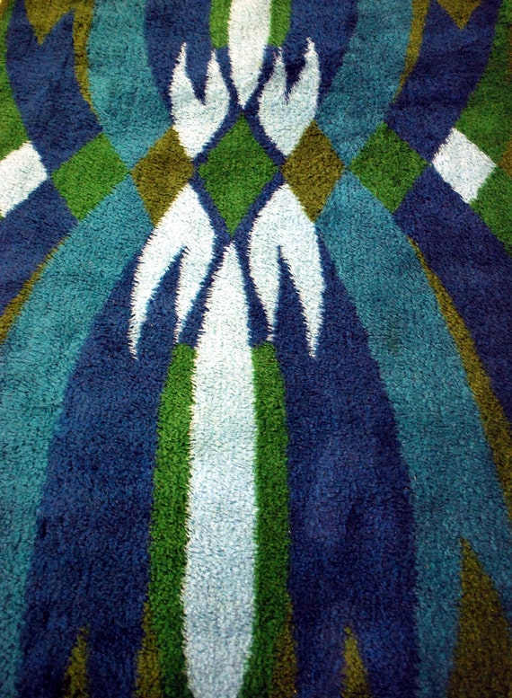 Mid Century Green and Blue Shag Rug