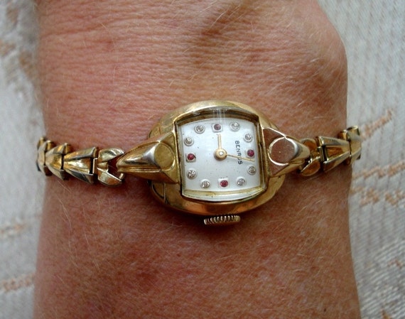 Vintage Benrus 17 Jewels Swiss Ladies 10kt Gold Bracelet Watch