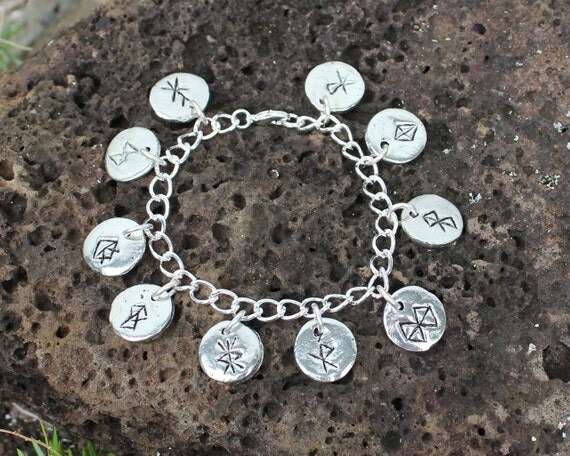 Anglo Saxon runic charm bracelet bind runes by RowanOliviaJewelry