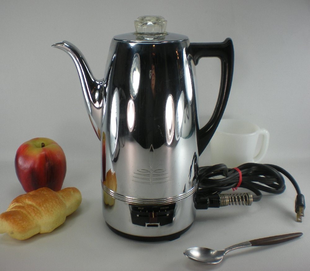 Universal Coffeematic Coffee Percolator Chrome EA4428