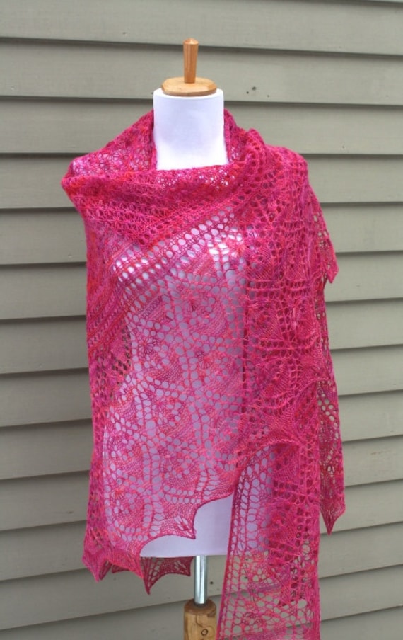 Knitted Lace Shawl Triangular Estonian pattern by ...
