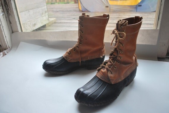 Vintage LL Bean Maine hunting shoes .high ankle duck boots