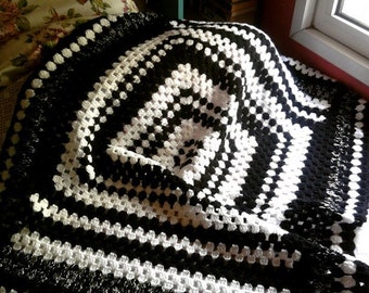 Crochet Afghan Blanket Granny Square Throw Lap Cover Baby Blanket  Black and White Bedding Accessory Home Decor Interior Design Lap Cover