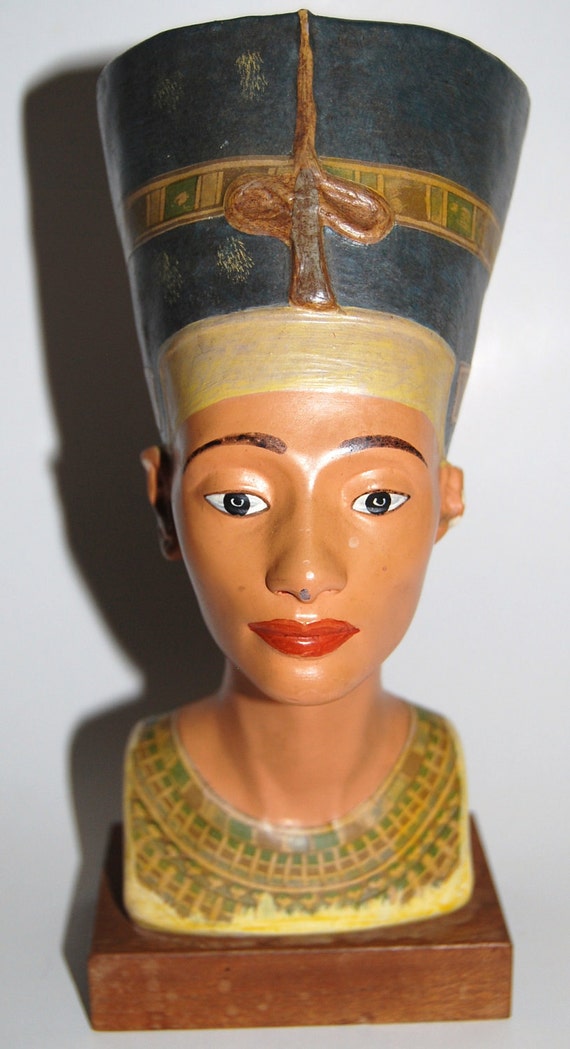 Items similar to Nefertiti Bust - 1961 Alva Museum Replica on Etsy