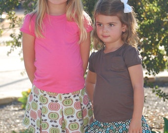 INSTANT DOWNLOAD- Sassy Pleated Skirt (Size 3 months to Size 6) PDF Sewing Pattern and Tutorial