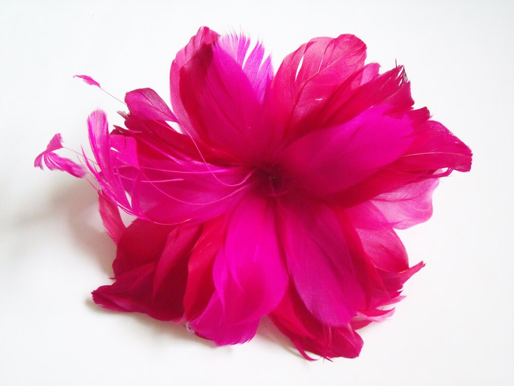 Large Ombre Honeysuckle Fuschia Feather Flower Hair Clip