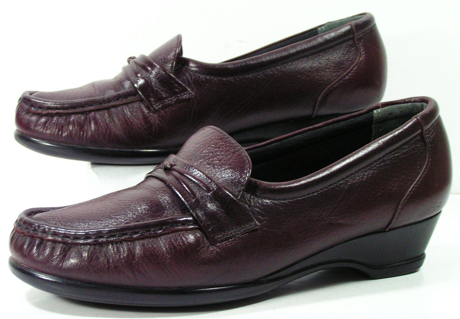 sas shoes womens 5.5 m b burgundy loafers granny slippers