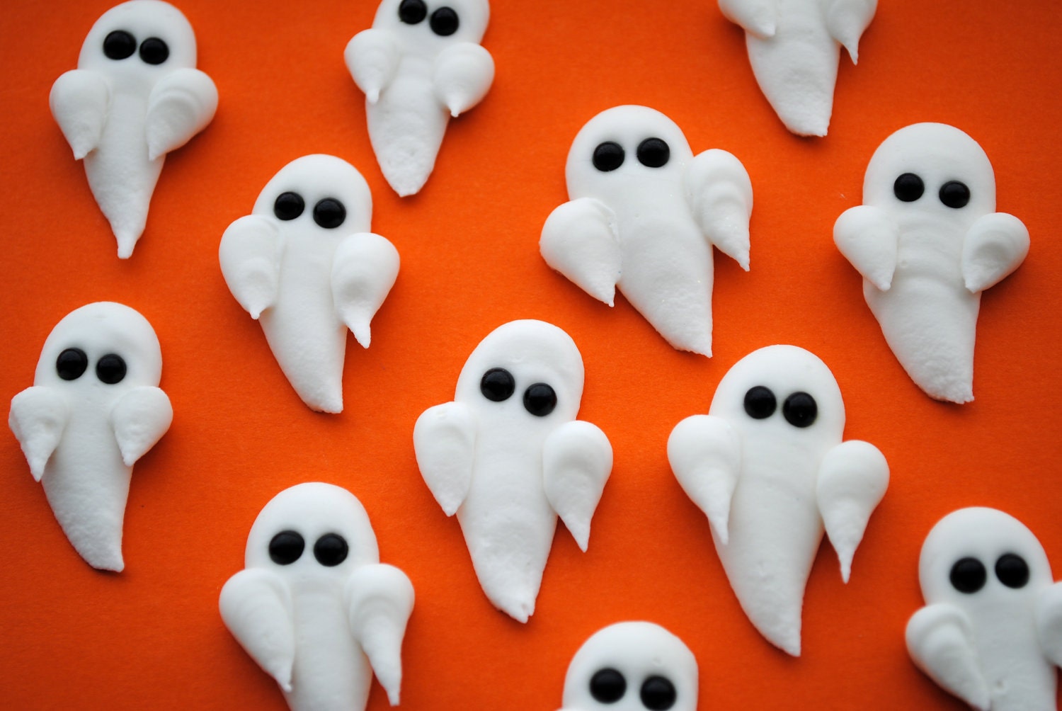 Ghosts Royal Icing Cake and Cupcake Toppers by cakeartbychristy