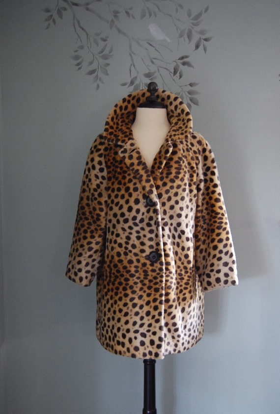 Vintage 1960s FAUX FUR leopard coat by chiffonier on Etsy