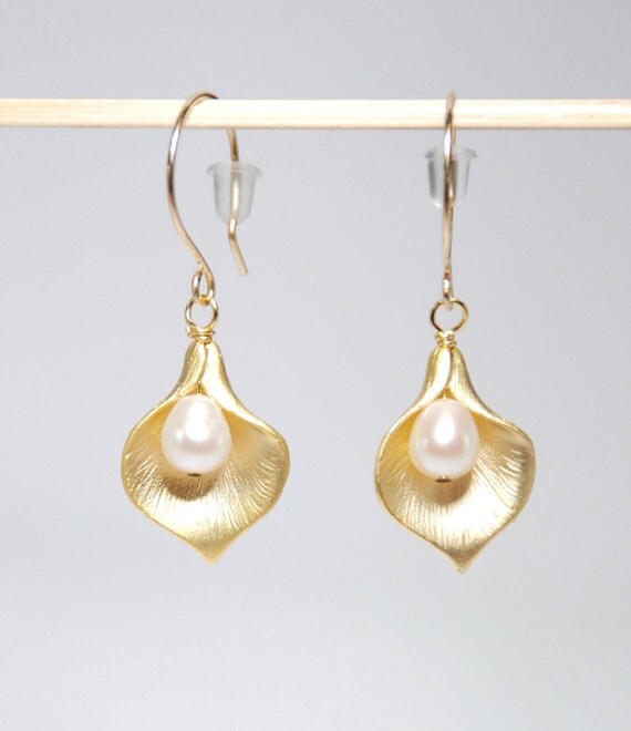 Gold calla lily earrings with gold filled ear by JWjewelrybox