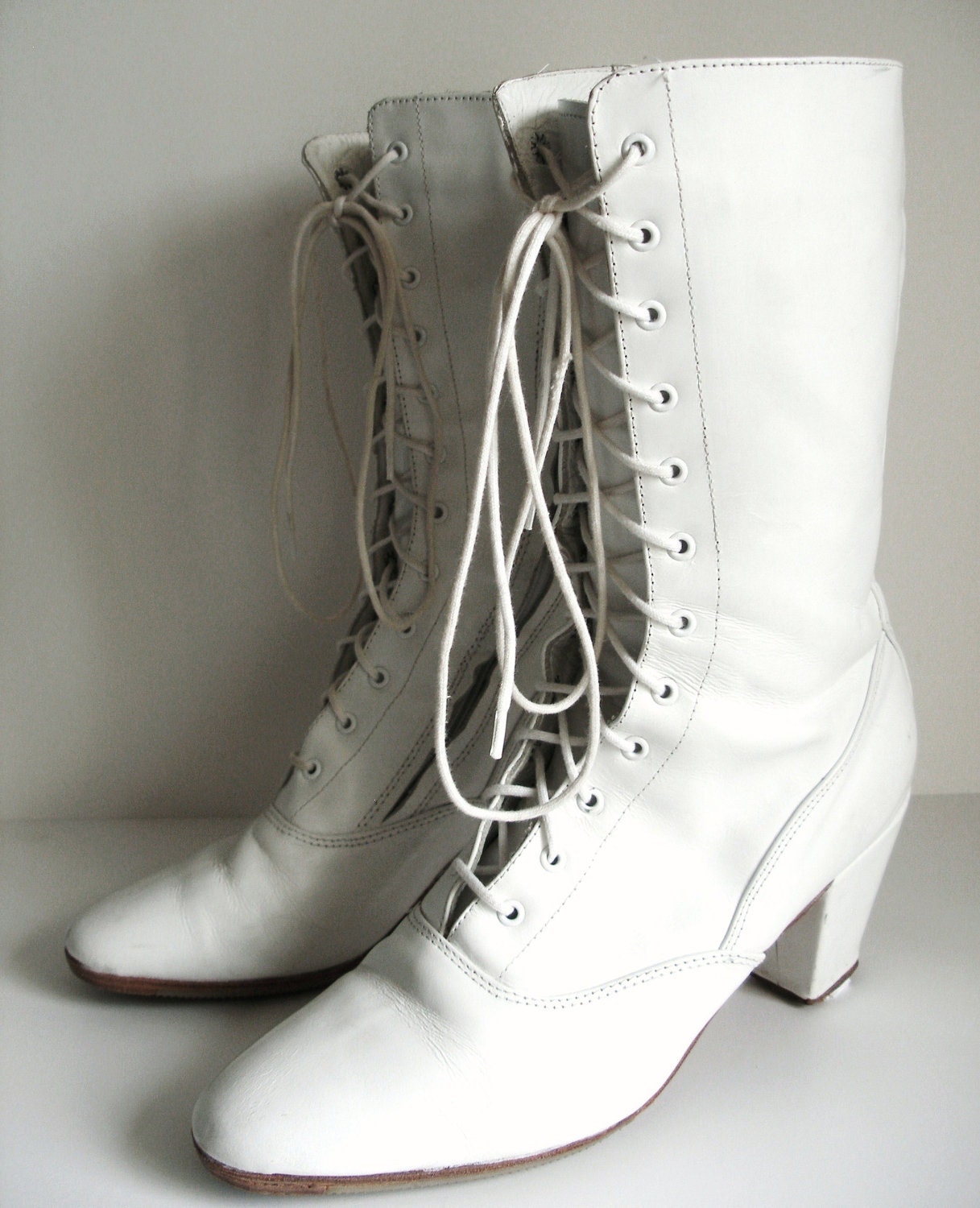 Vintage Victorian Style White Leather High Heel Dance Boots