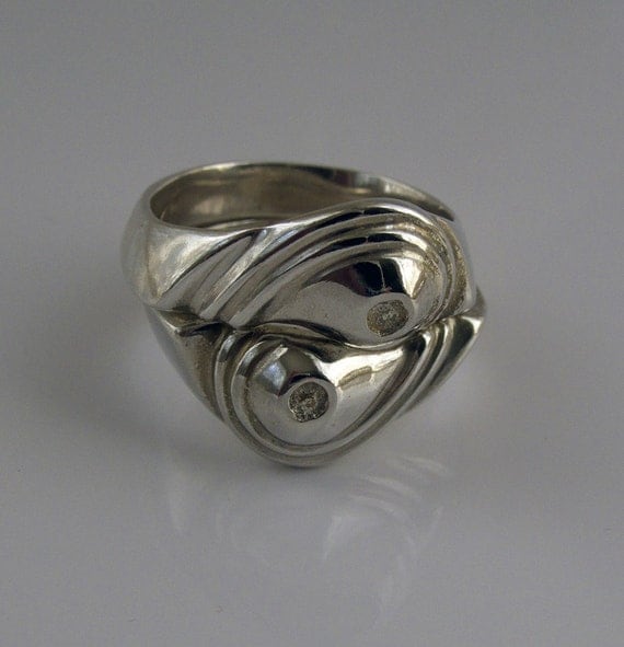 yin yang wedding ring