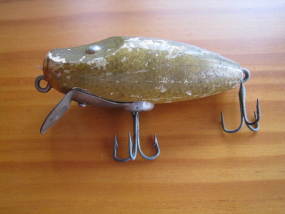 Vintage Paw Paw Wood Fishing Lure by RockIslandDesigns on Etsy