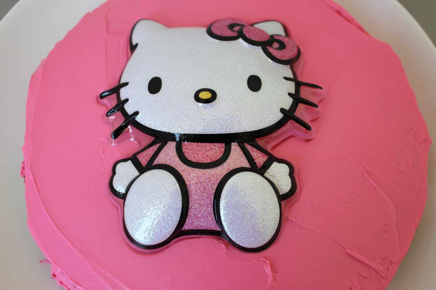 Hello Kitty Cake Decoration