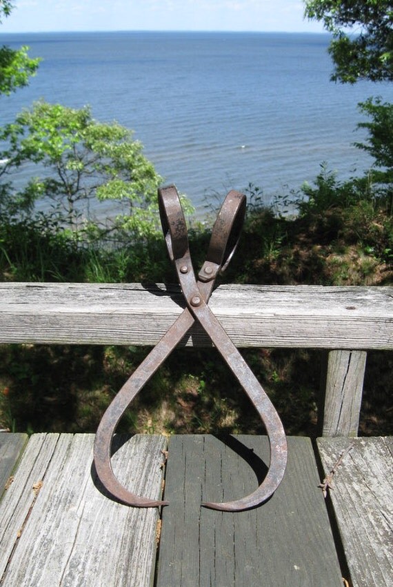 Vintage Ice Tongs Rustic Primitive Rusty Shabby Wall Garden