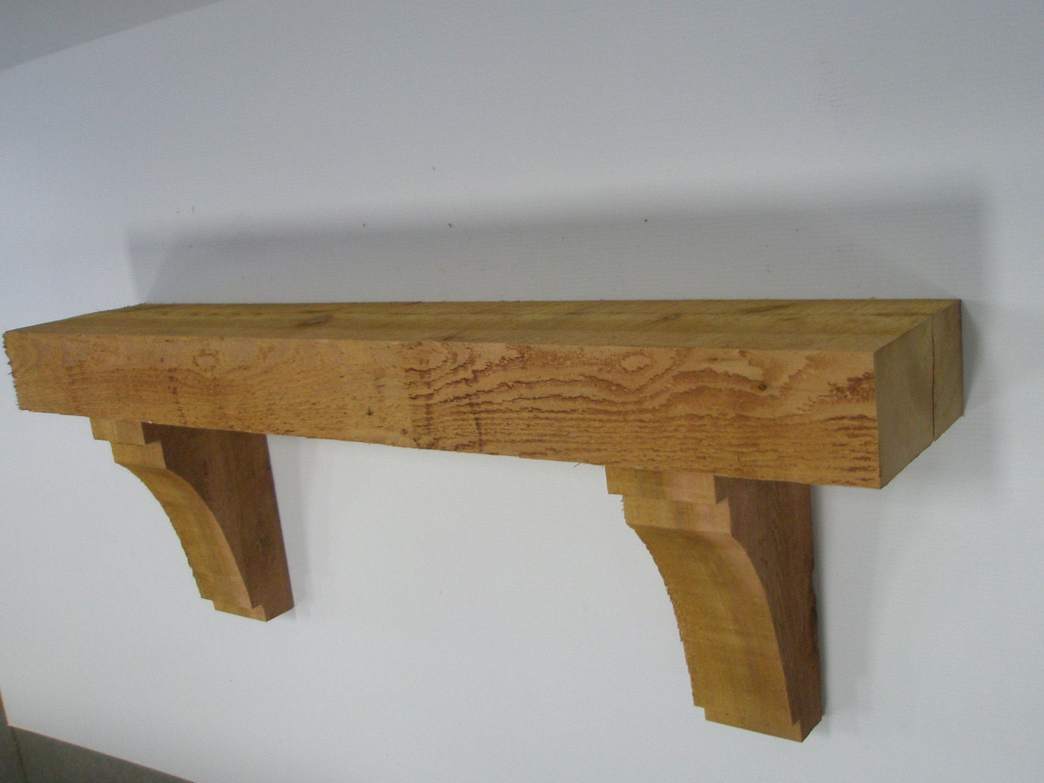 CEDAR SHELF Solid Western Red Cedar