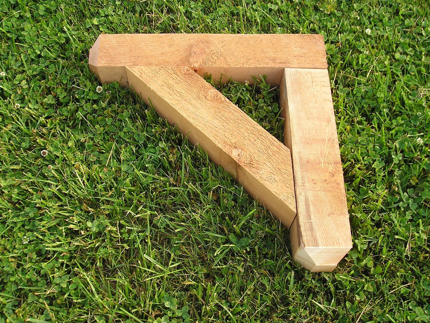 CEDAR BRACKET