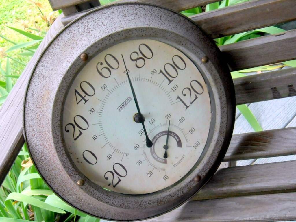Retro Vintage Outdoor Thermometer Rustic
