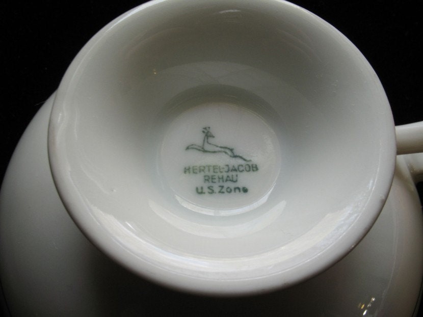 ANTIQUE Bavarian Hertel Jacob Rehau Us Zone late 1940s Tea Cup