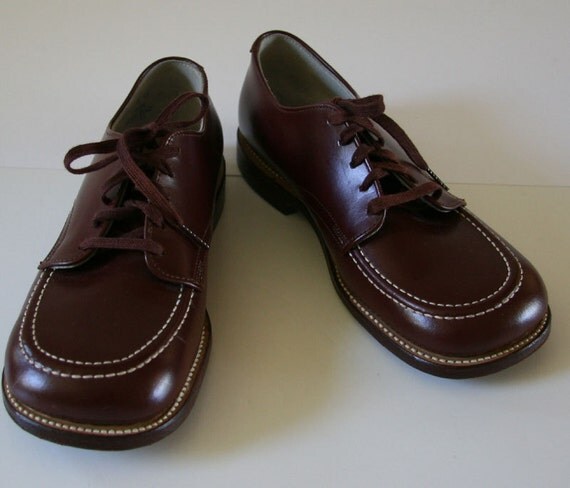 Cute Retro Vintage 1950s Boys SHOES by Child Life NOS