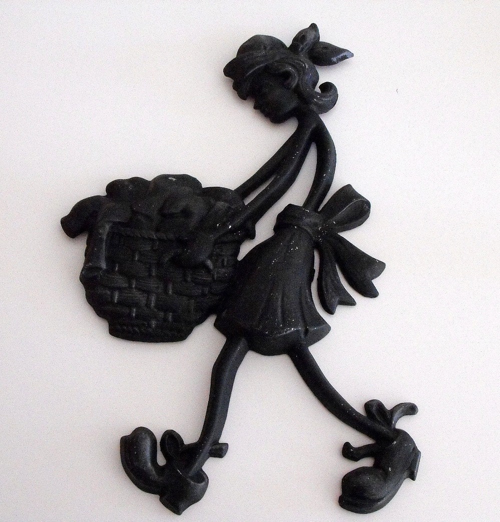 Sexton Metal Wall Art USA Set of Three Cleaning Ladies