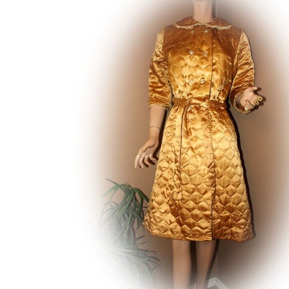 Vintage 1950s Gold Satin Quilted Housecoat Robe