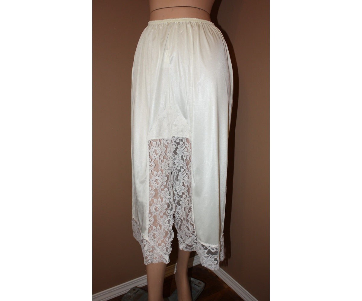 Vintage Long Full Length Half Slip Long Lacy Slit M