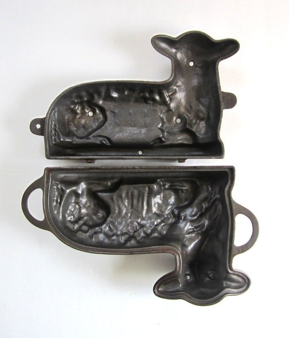 Vintage Griswold Cast Iron Lamb Cake Mold No. 866 with Recipe