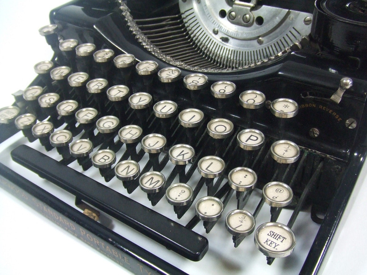 standard typewriter keyboard