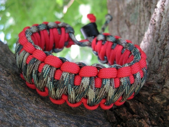 Items similar to Adjustable King Cobra ParaCord Bracelet in Multi Camo ...