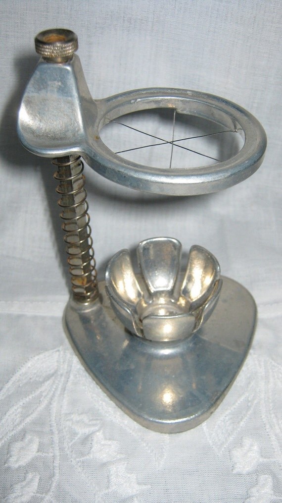Vintage Egg slicer Metal / Made in Germany markedEgg slicer