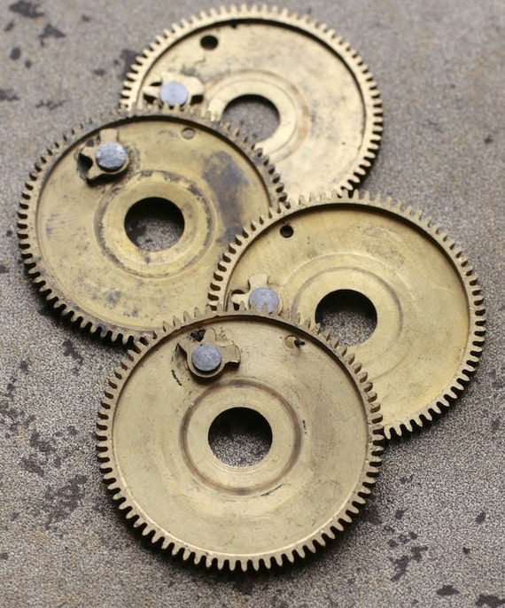 Vintage clock brass gears set of 4 D5 from timemill on Etsy Studio