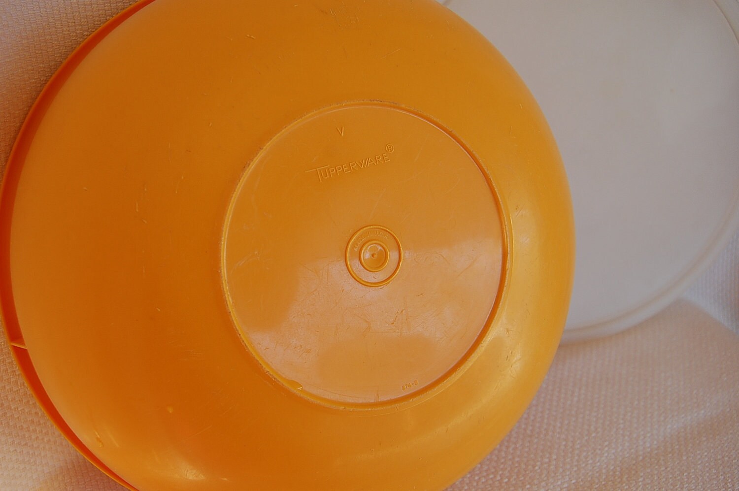 Vintage Tupperware Yellow Bowl Fix N Mix Big Bowl and seal in