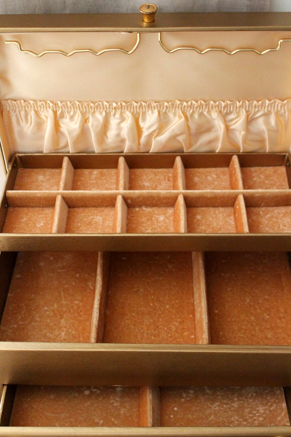 vintage gold jewelry box