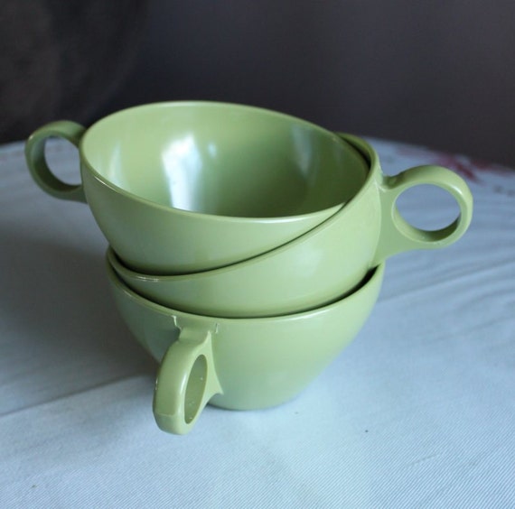 Items similar to Retro green melamine coffee tea cups on Etsy