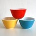 Pyrex Bowl Trio