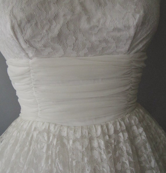 50's Prom Dress // Vintage 1950's White Lace Chiffon