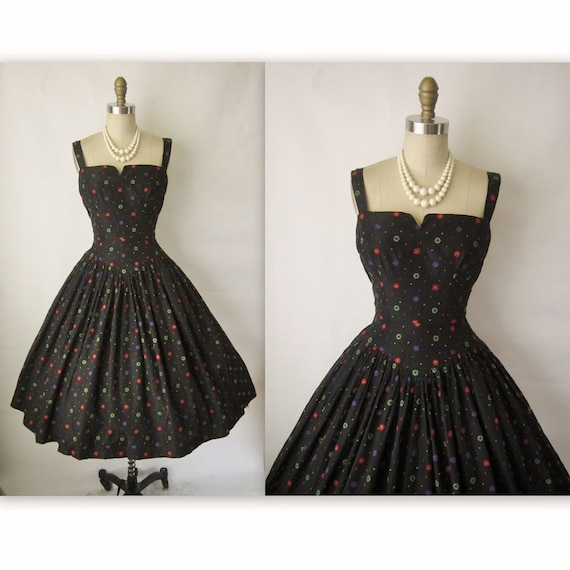 50's Cocktail Dress // Vintage 1950's by TheVintageStudio on Etsy
