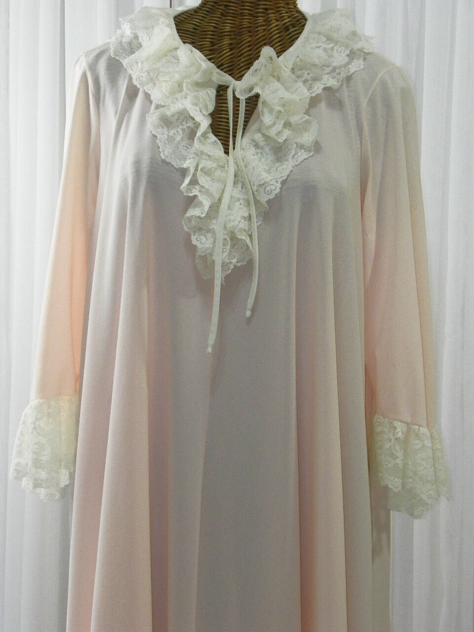 Vintage Pink Victorian Nightgown or Robe Gorgeous Lace Bell