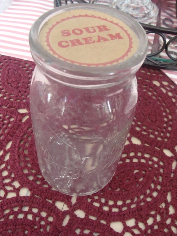 Vintage BORDEN'S 1 pint Sour Cream glass bottle